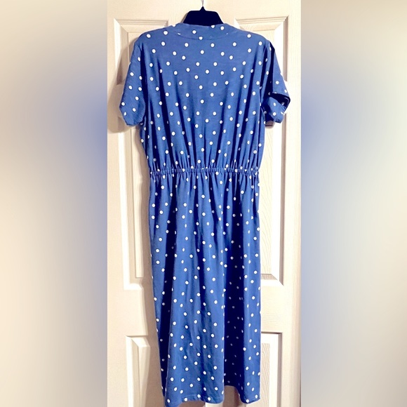 Short sleeve midi dress, Blue with white polka dots, Size 12. - Picture 3 of 3